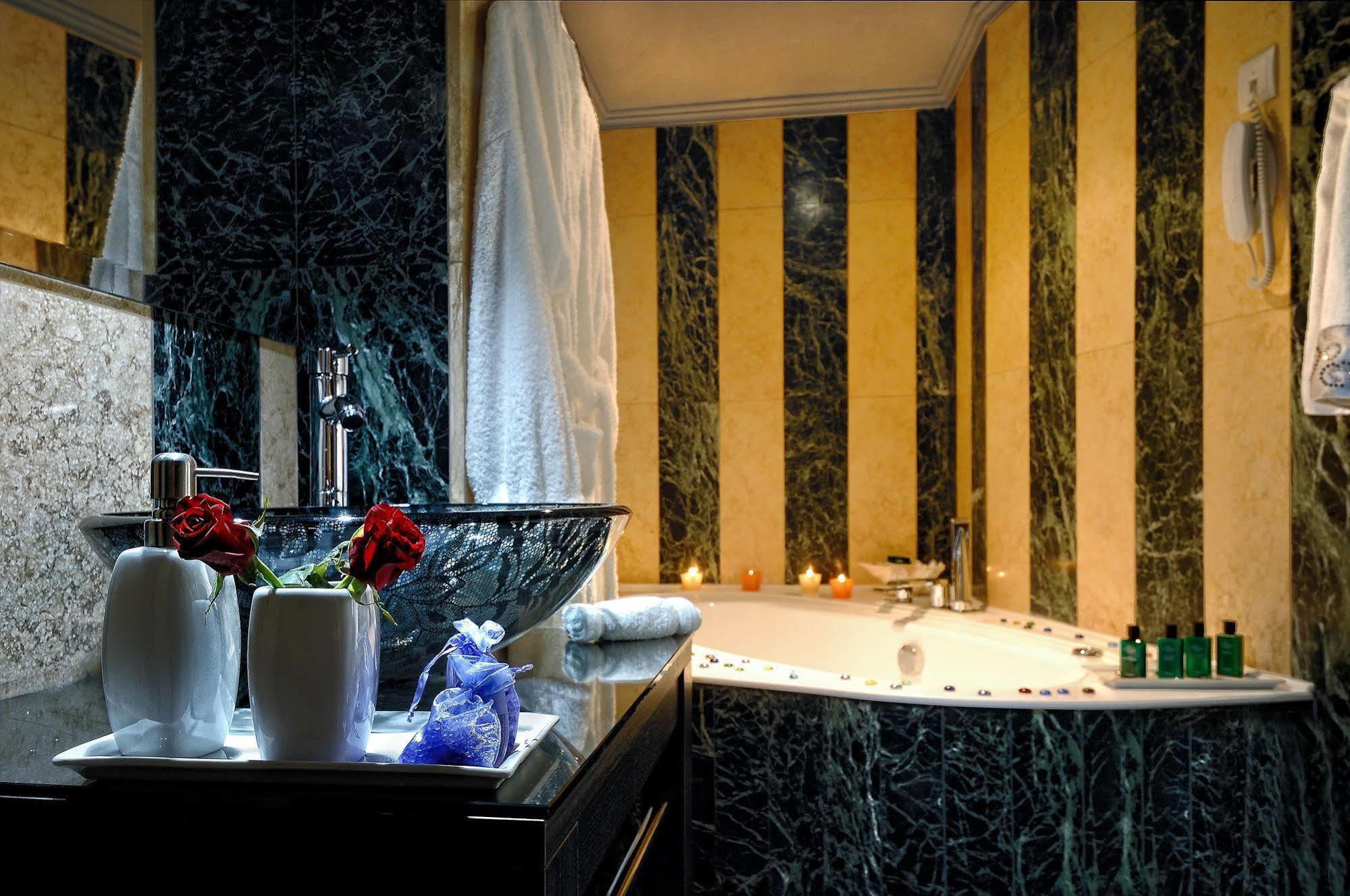 Civitas Aparthotel Rethymno